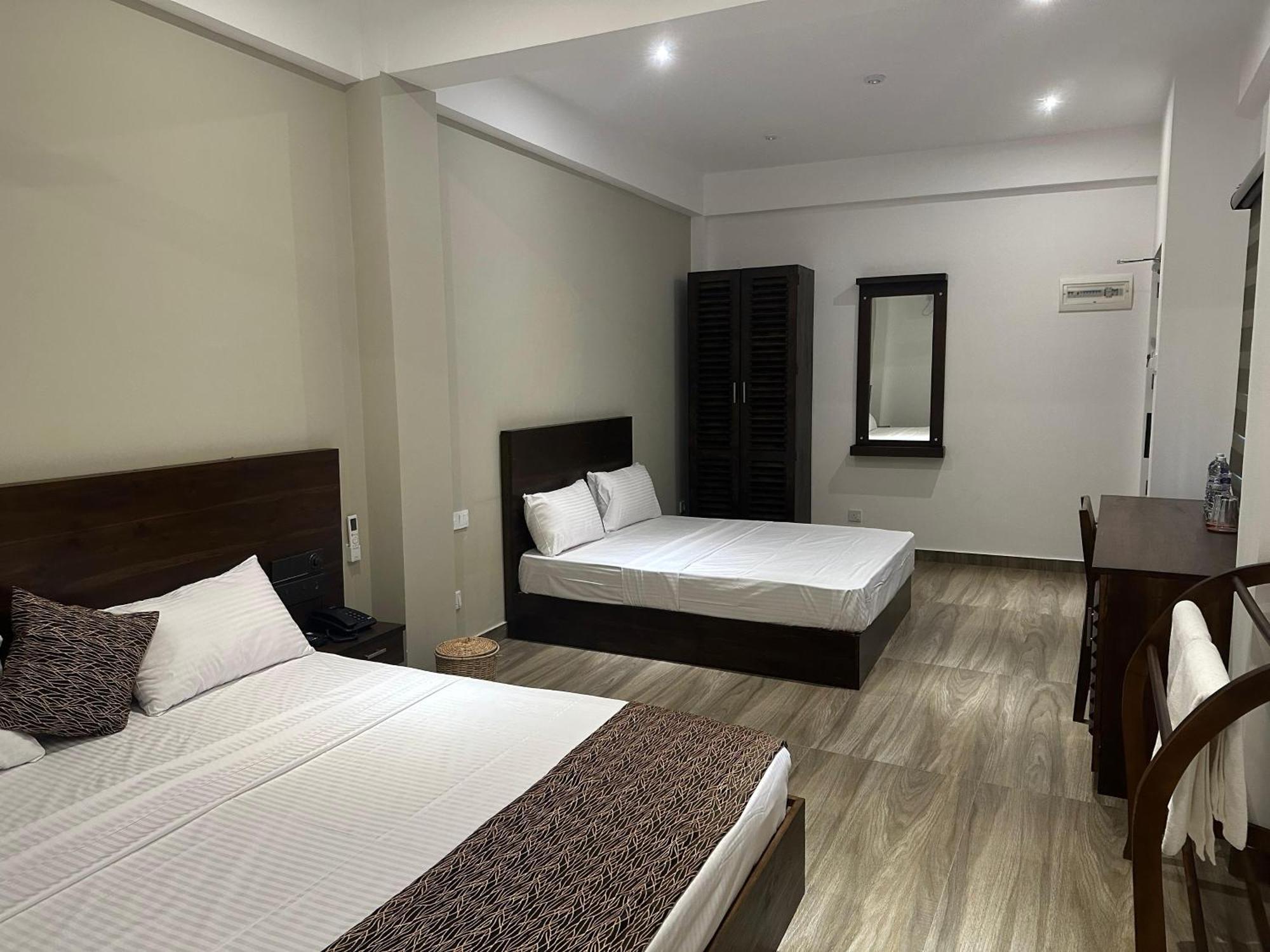 Cocos Polhena Hotel มาตารา ภายนอก รูปภาพ
