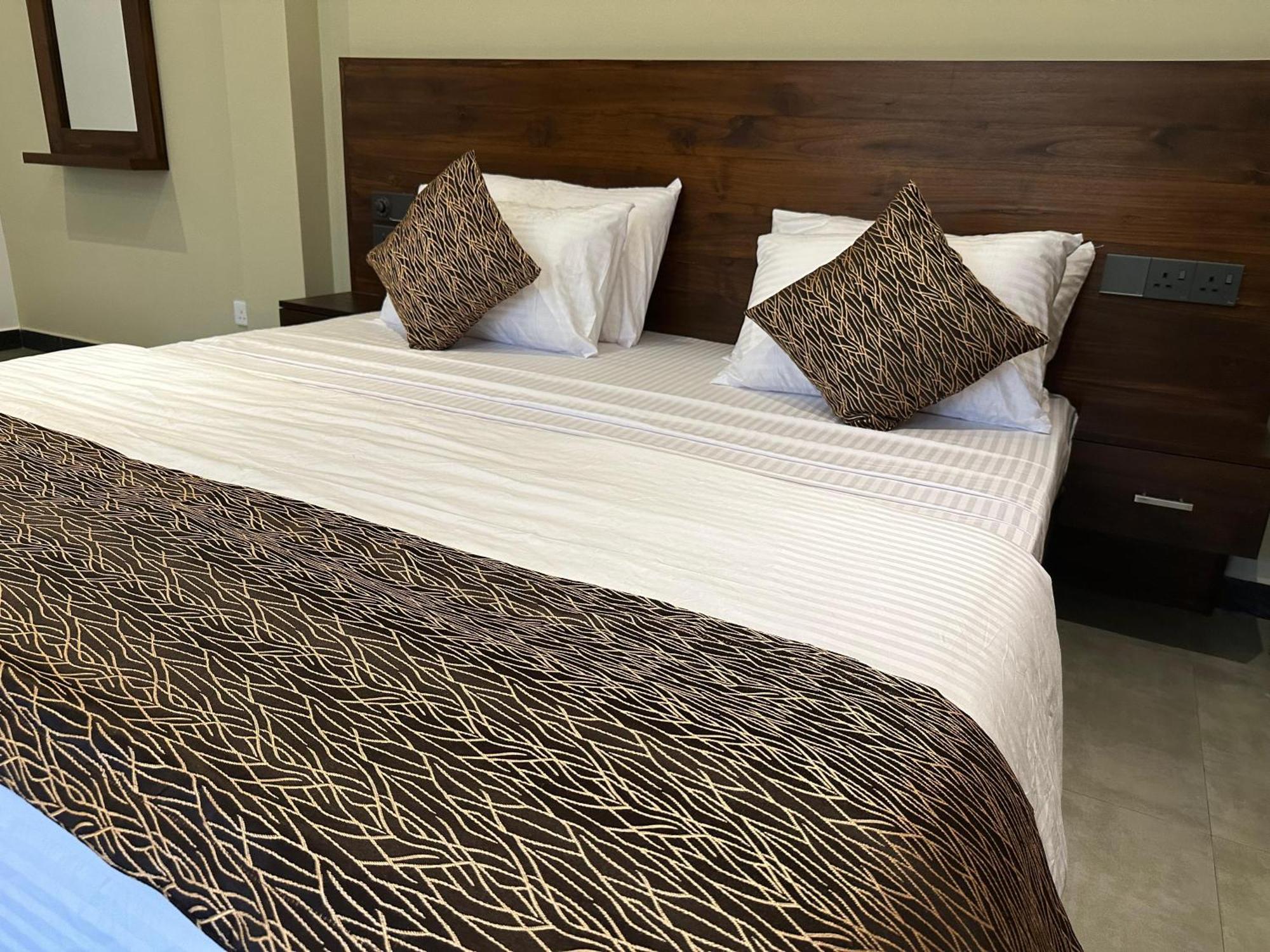 Cocos Polhena Hotel มาตารา ภายนอก รูปภาพ