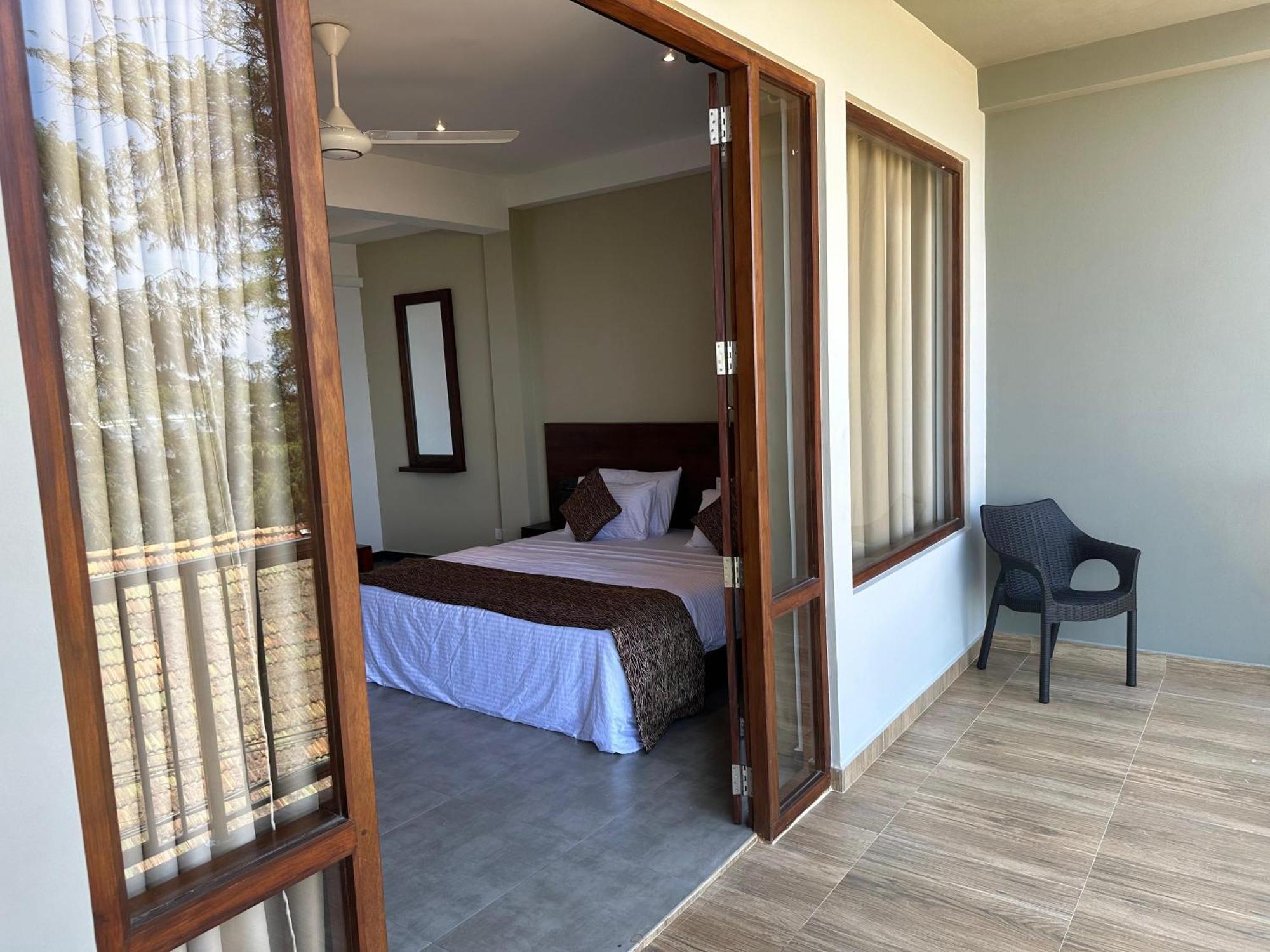 Cocos Polhena Hotel มาตารา ภายนอก รูปภาพ